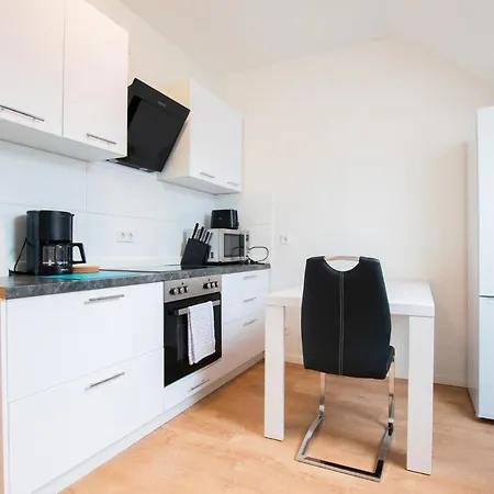 Prime Apartments - Monteur House With 1-4 Room Apartments Duisburg Exterior photo