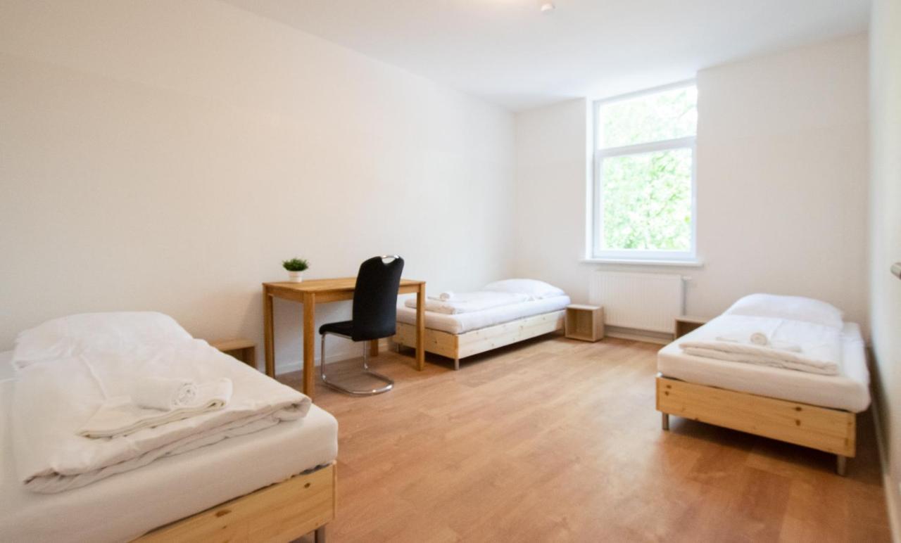 Apartment Prime - Monteur House With 1-4