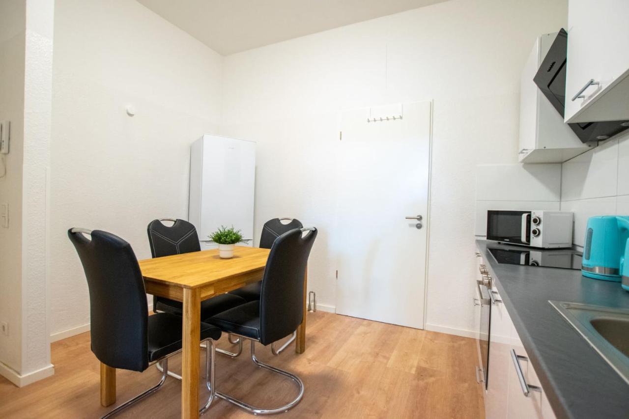 Apartment Prime - Monteur House With 1-4 *