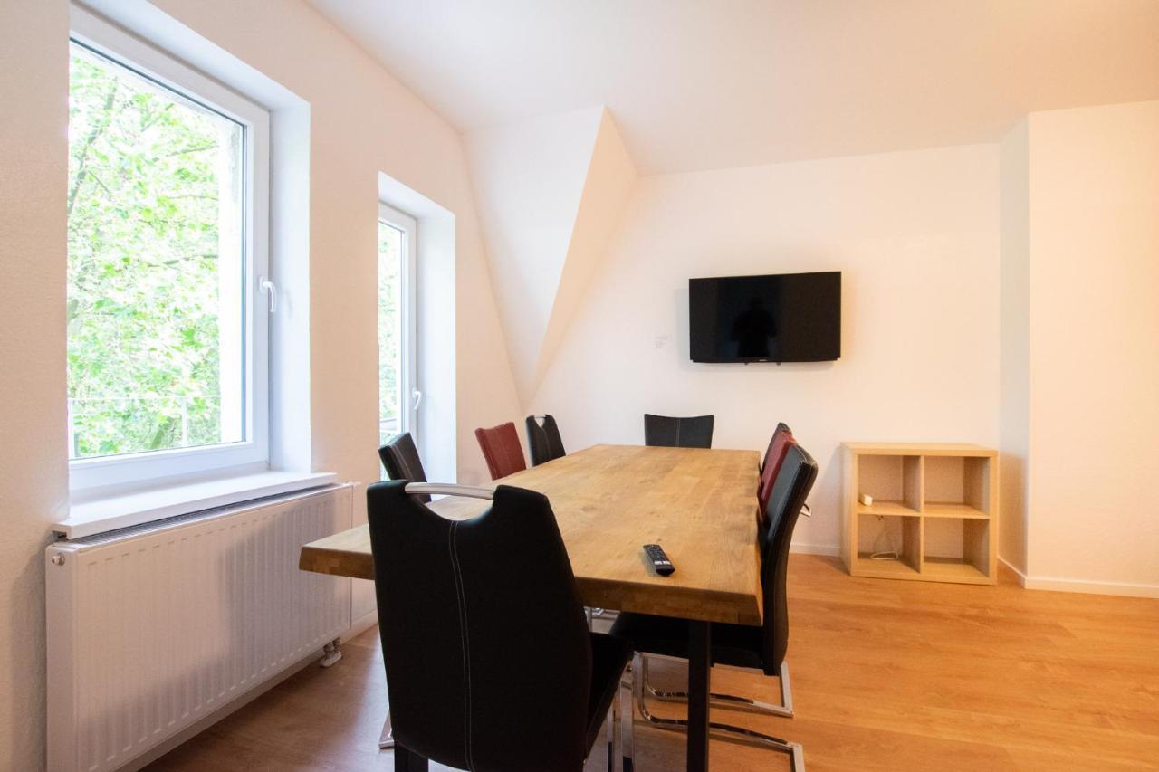 Prime - Monteur House With 1-4 *